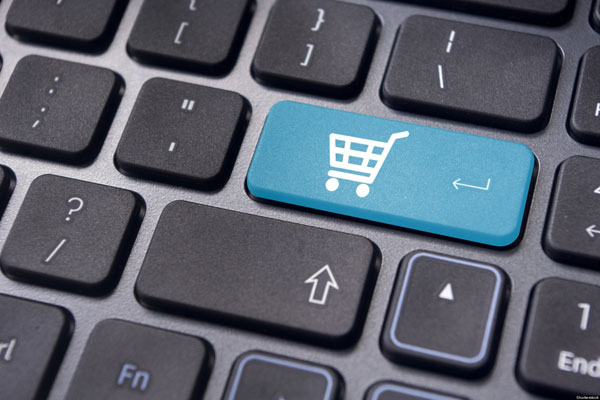 Какая розница: в РФ предложили обязать онлайн-магазины принимать наличные