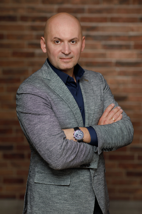 Генеральный директор Axoft Global Вячеслав Бархатов