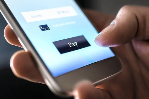 Уход от контактов: популярность российских Pay-сервисов резко выросла