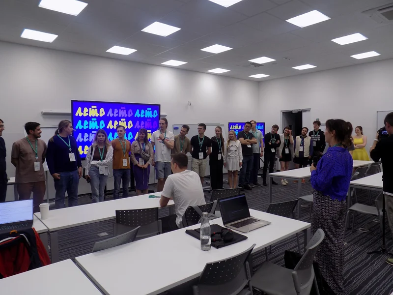 Летняя школа AIRI зажгла новые звезды в области искусственного интеллекта Летняя школа AIRI зажгла новые звезды в области искусственного интеллекта