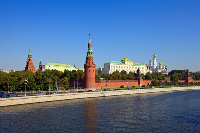 Петербуржцы выбирают для летних поездок Москву, Сочи и Калининград – big data T2