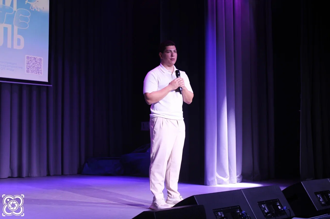 Исполняющий обязанности директора ГБУДО «ЦРТ» детский технопарк «Кванториум» Николай Монастырев 