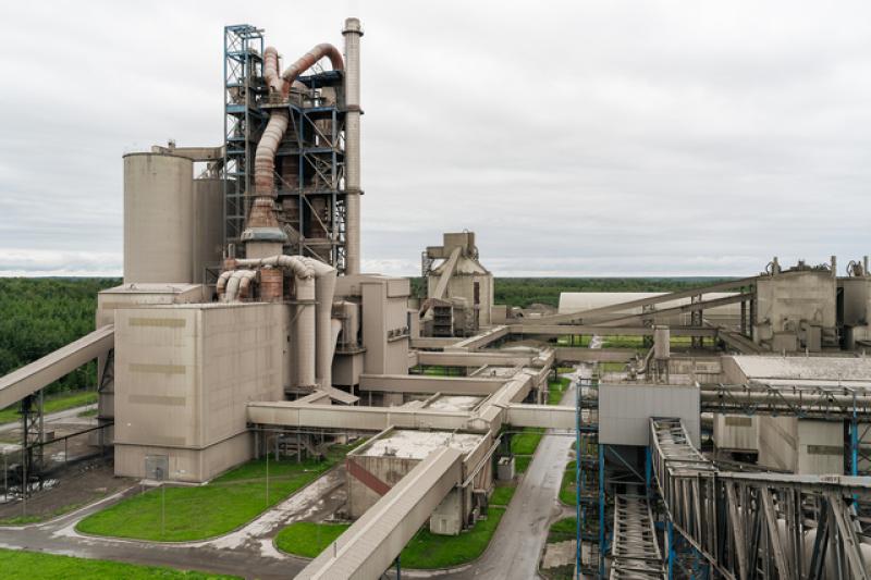 МТС внедрила видеонаблюдение на заводе «ЦЕМРОС» в Ленобласти