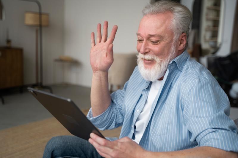 ВТБ вернул пенсионерам около 200 млн рублей в рамках бесплатного страхования от мошенничества в 2025 году