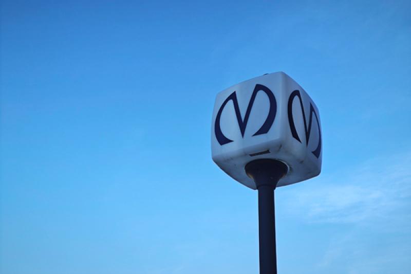 Билайн: пассажиры «Путиловской» и «Юго-Западной» чаще всего пользовались поисковиками, соцсетями и музыкальными сервисами