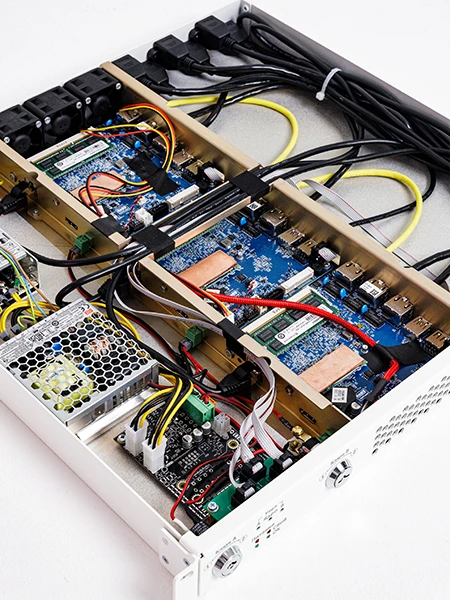 Три изолированных блока программной платформы &laquo;Синоникс&raquo;