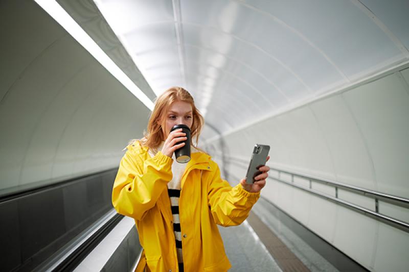 DMTEL: Билайн лидирует по качеству мобильного интернета в метро Санкт-Петербурга