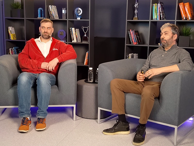 Директор направления систем резервного копирования компании &laquo;Киберпротект&raquo; Дмитрий Антонов и менеджер продуктового маркетинга &laquo;Киберпротект&raquo; Тимур Гуссейнов