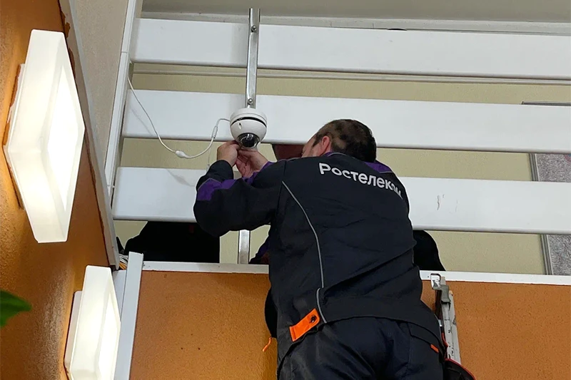 «Ростелеком» в Петербурге завершает монтаж систем видеонаблюдения для выборов в Госдуму «Ростелеком» в Петербурге завершает монтаж систем видеонаблюдения для выборов в Госдуму