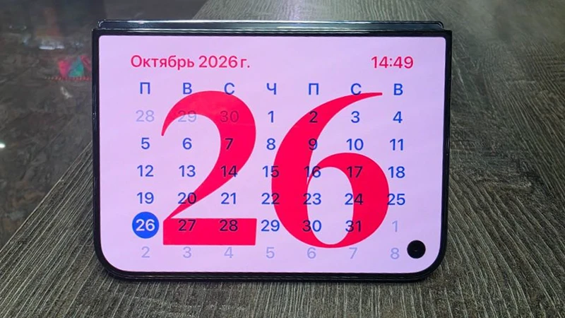 Режим часов в iPhone Duo