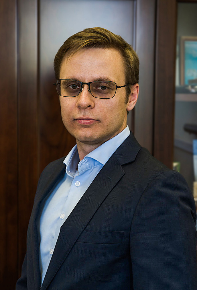 Руководитель практики управления активами и аналитики компании «Интерпроком» Дмитрий Ефремов